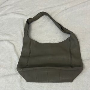 Chic grey Leather Shoulder Bag
